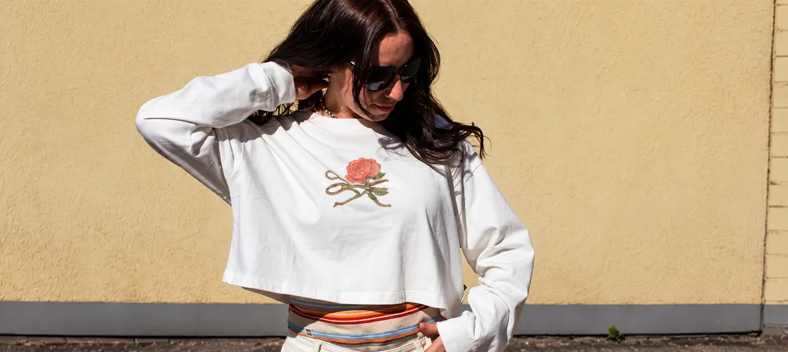 Longsleeves f&uuml;r Frauen - l&auml;ssige Streetwear Shirts und Layering Styles